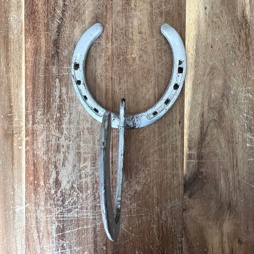 Vintage Horseshoe Wall Coat Hook Tack Holder Wreath Hook Rustic Country Cabin